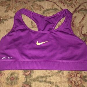 Nike pro sports bra Small